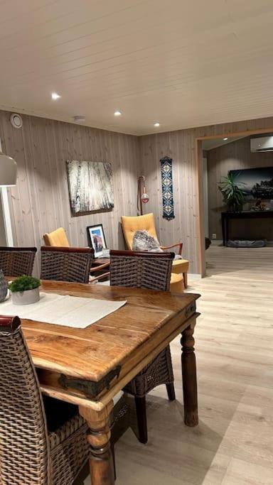 Mountainside Lodge - Breivikeidet Tromsø Zewnętrze zdjęcie